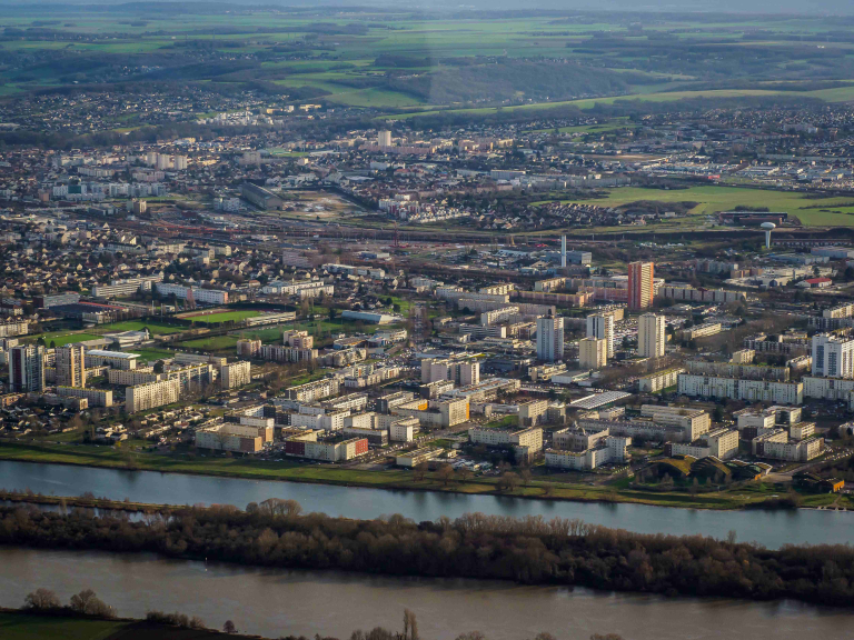 vue de Mantes La Jolie du ciel