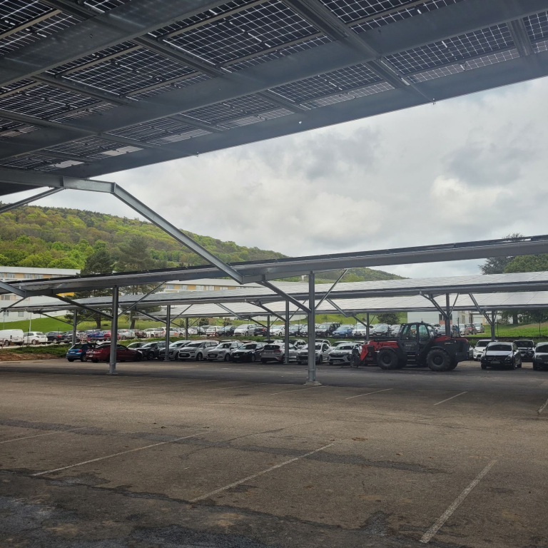 combien-de-panneaux-photovoltaïques-pour-5000 kw