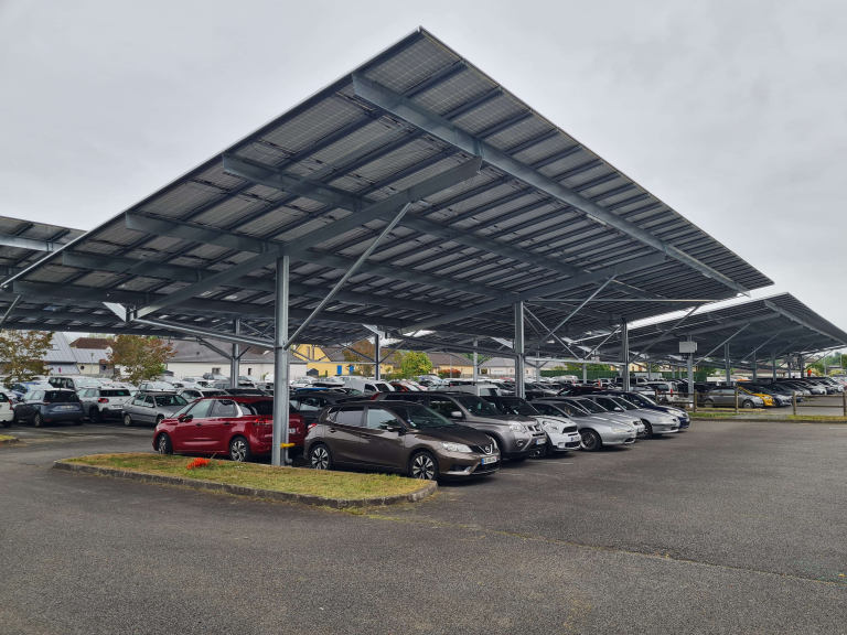 5-infos-sur-les-ombrières-photovoltaïques-à-connaître-pour-les-entreprises