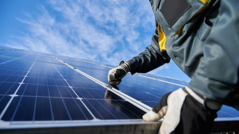 maintenance-photovoltaïque-en-entreprise-que-faire-?
