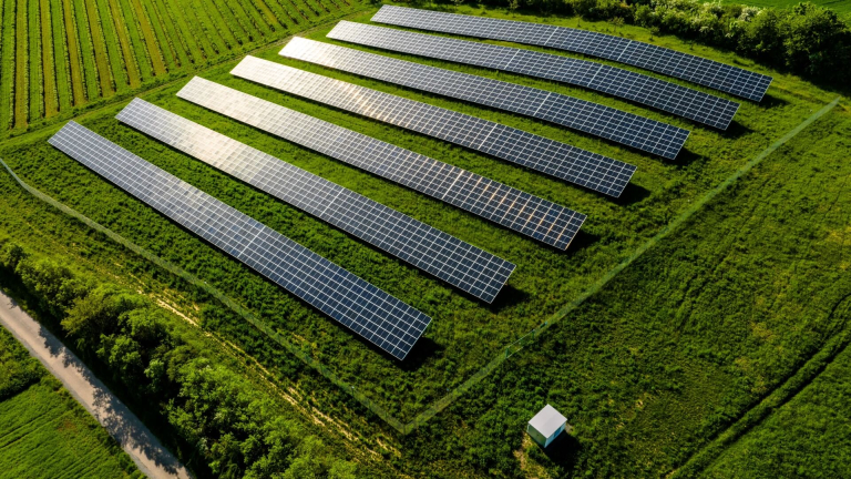 installation-ferme-solaire