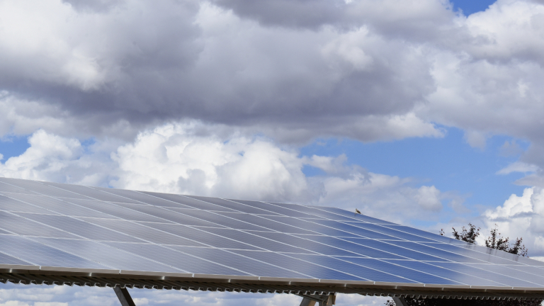ombrière-solaire-prime-investisement-photovoltaïque