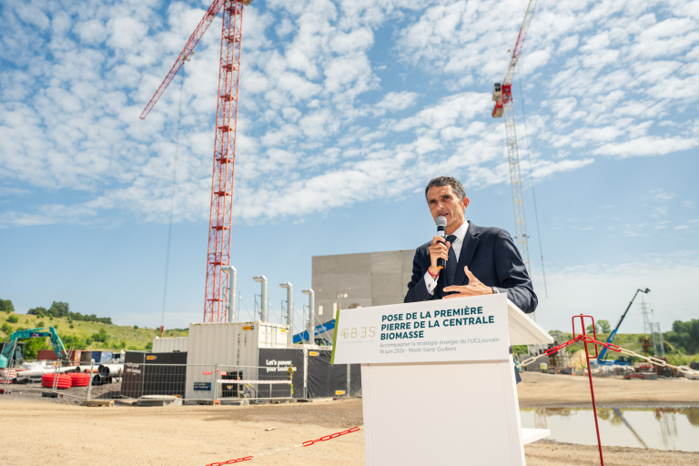 Pose de la première pierre à l'UCLouvain